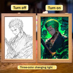 Deux cadres lumineux en bois : esquisse noir et blanc et illustration vert intense