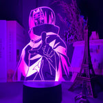 Veilleuse LED 3D manga sur socle noir, buste en lumière violette, casque stylisé.